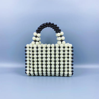 Hand-woven Special-interest Design Beaded Waxberry Square Bag